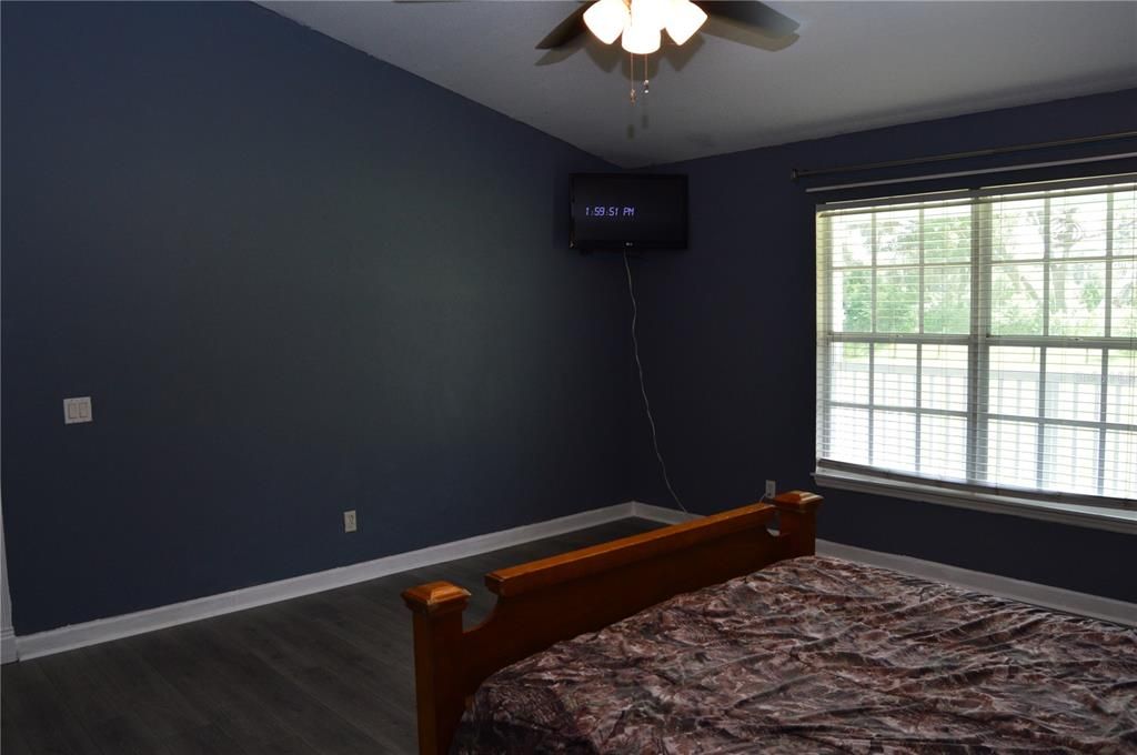 For Sale: $595,000 (4 beds, 3 baths, 2316 Square Feet)