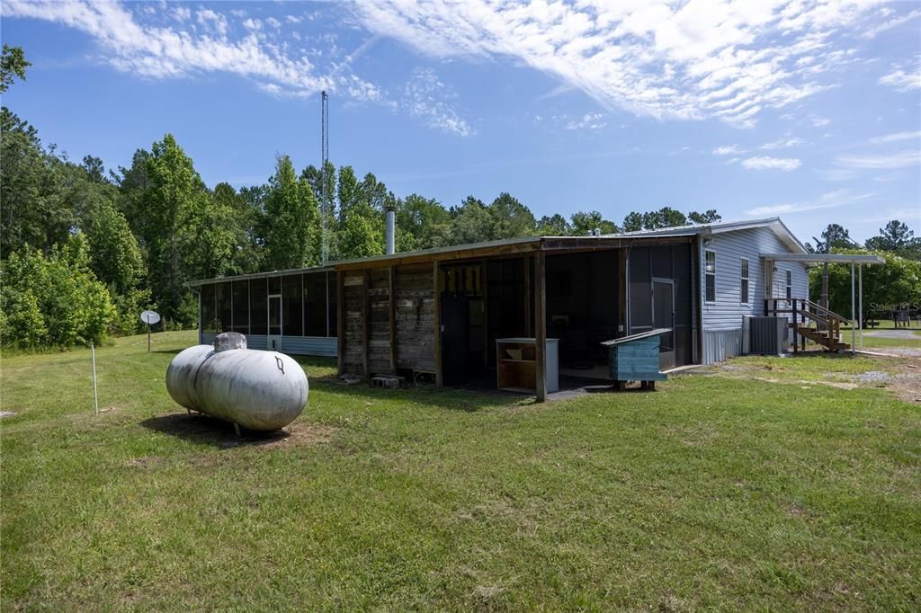 For Sale: $382,000 (4 beds, 3 baths, 2704 Square Feet)