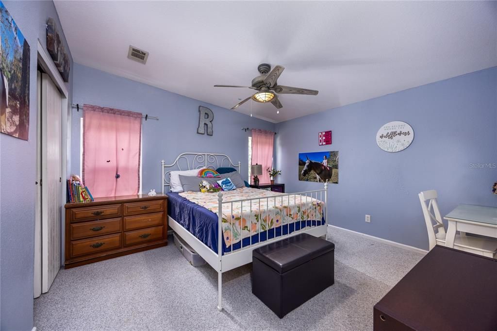 For Sale: $382,000 (4 beds, 3 baths, 2704 Square Feet)