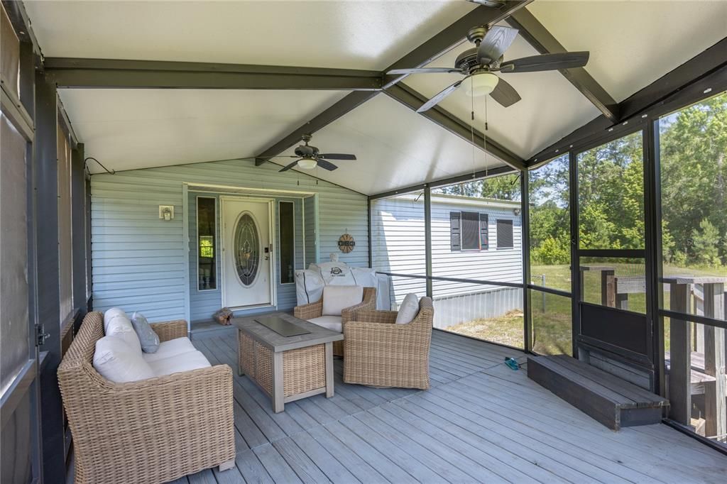 For Sale: $382,000 (4 beds, 3 baths, 2704 Square Feet)