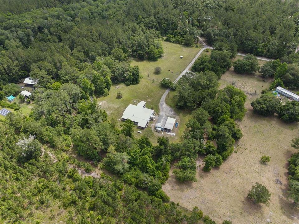 For Sale: $382,000 (4 beds, 3 baths, 2704 Square Feet)