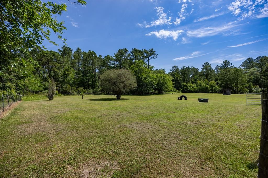 For Sale: $382,000 (4 beds, 3 baths, 2704 Square Feet)