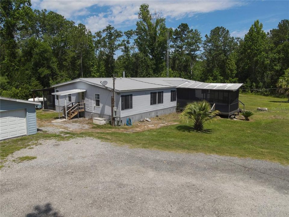 For Sale: $382,000 (4 beds, 3 baths, 2704 Square Feet)