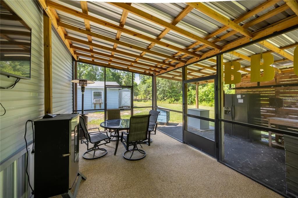 For Sale: $382,000 (4 beds, 3 baths, 2704 Square Feet)