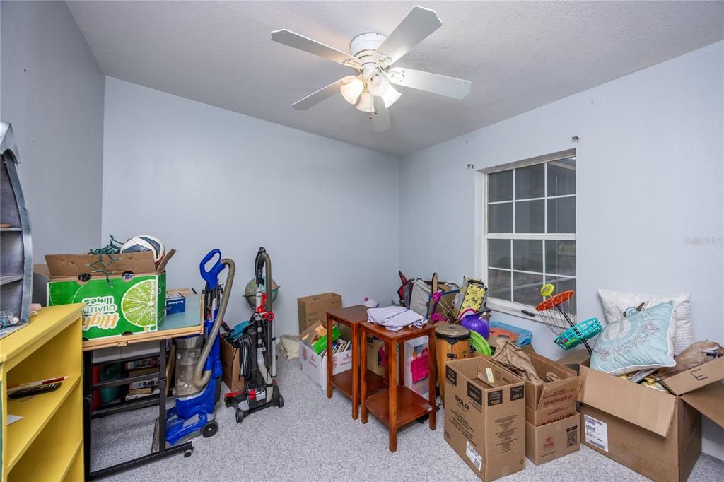 For Sale: $382,000 (4 beds, 3 baths, 2704 Square Feet)