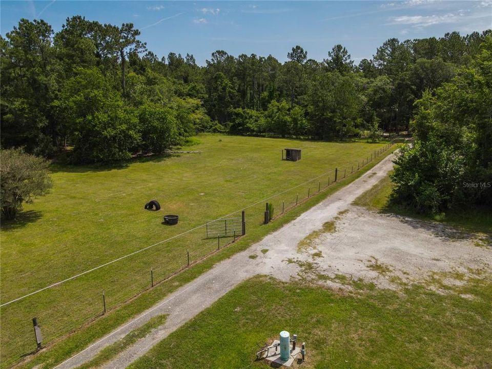 For Sale: $382,000 (4 beds, 3 baths, 2704 Square Feet)