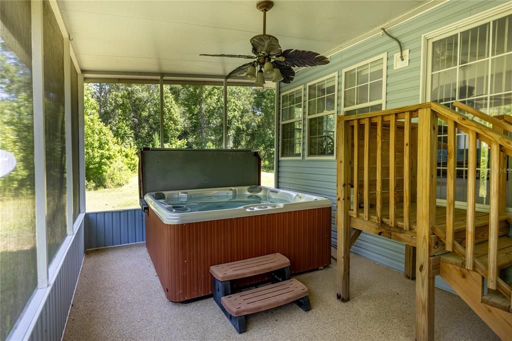 For Sale: $382,000 (4 beds, 3 baths, 2704 Square Feet)