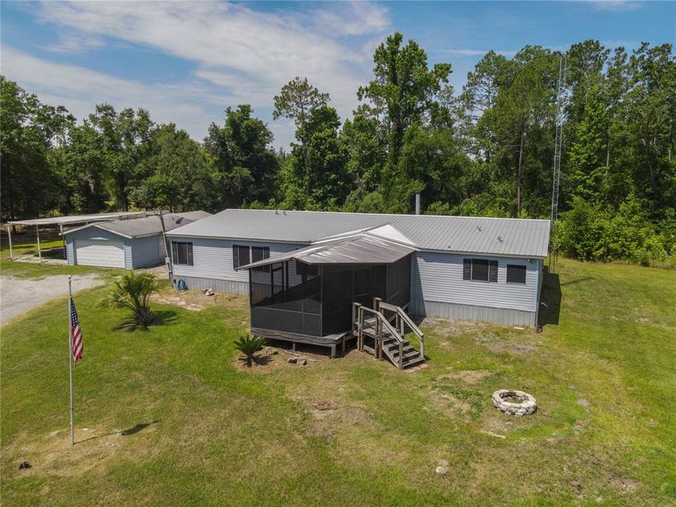 For Sale: $382,000 (4 beds, 3 baths, 2704 Square Feet)