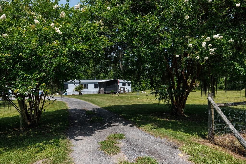 For Sale: $382,000 (4 beds, 3 baths, 2704 Square Feet)