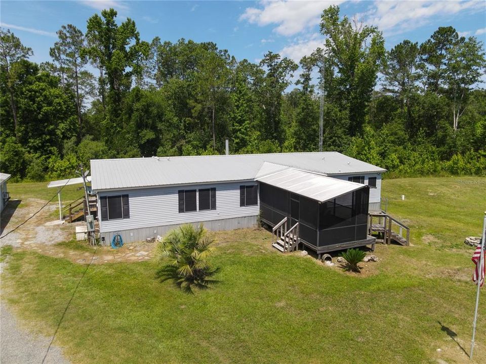 For Sale: $382,000 (4 beds, 3 baths, 2704 Square Feet)