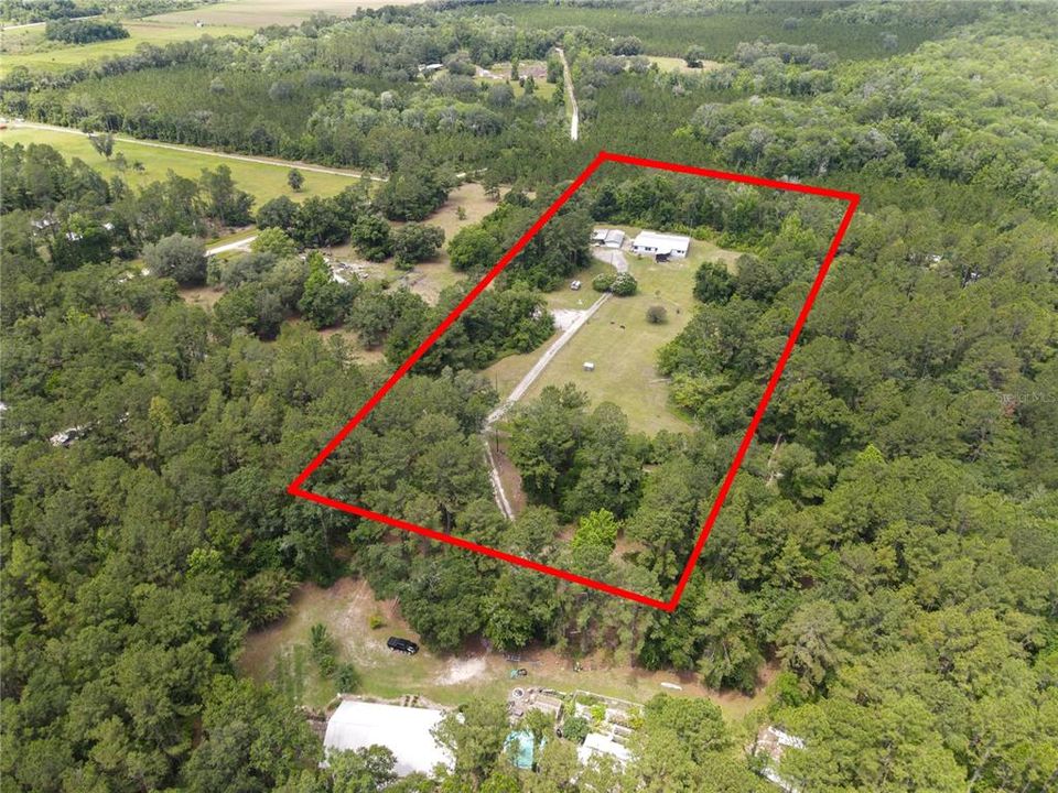 For Sale: $382,000 (4 beds, 3 baths, 2704 Square Feet)