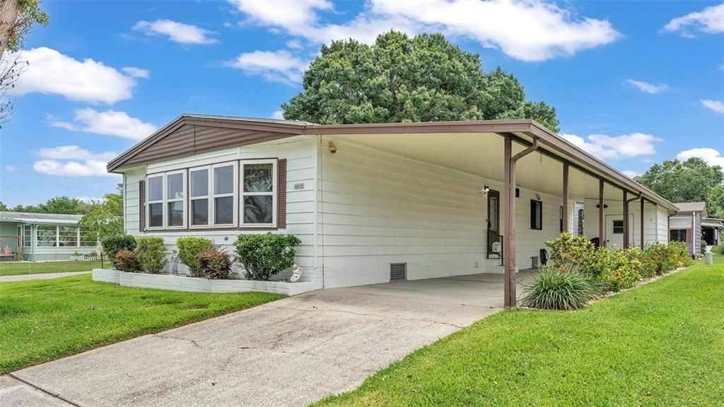 Recently Sold: $149,900 (2 beds, 2 baths, 1488 Square Feet)