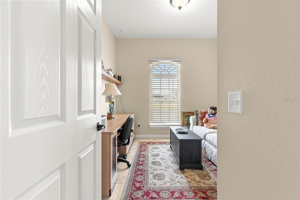 合同活跃: $475,000 (3 贝兹, 2 浴室, 1858 平方英尺)