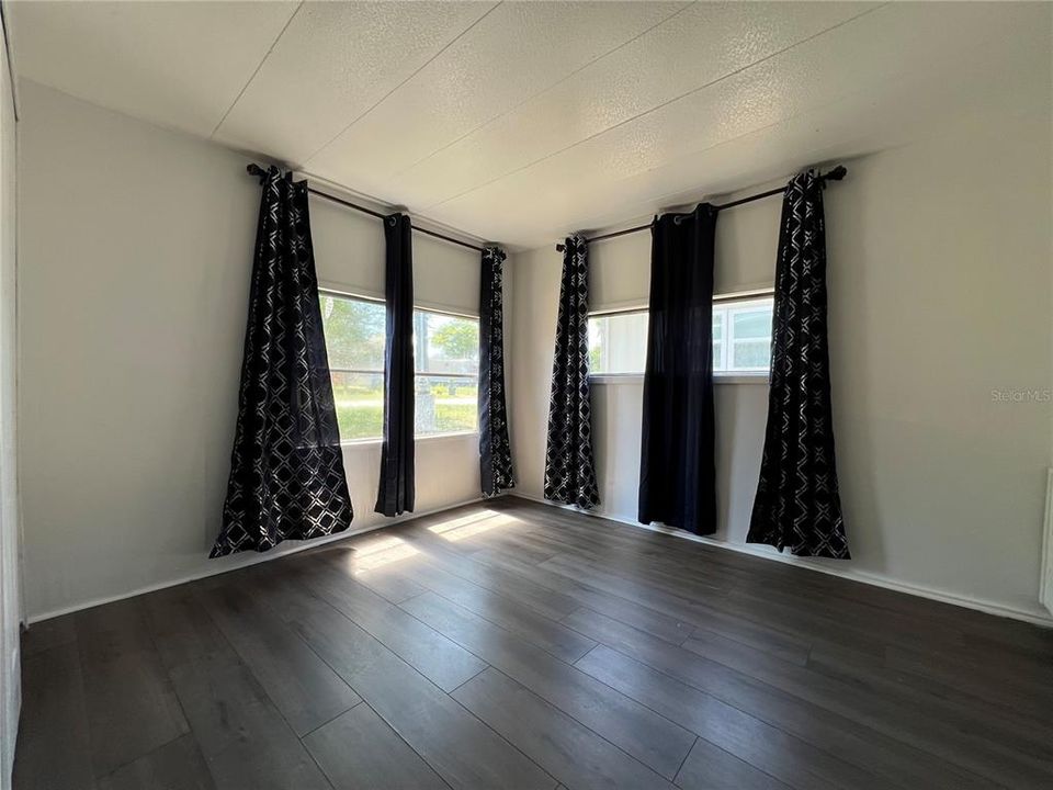 На продажу: $99,000 (3 спален, 2 ванн, 1238 Квадратных фут)