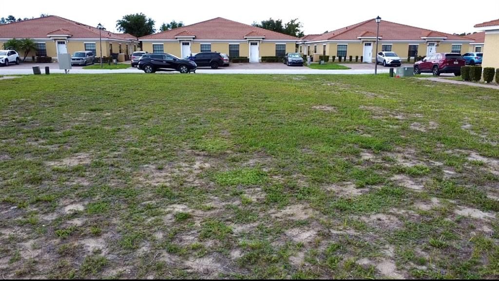 合同活跃: $29,000 (0.05 acres)