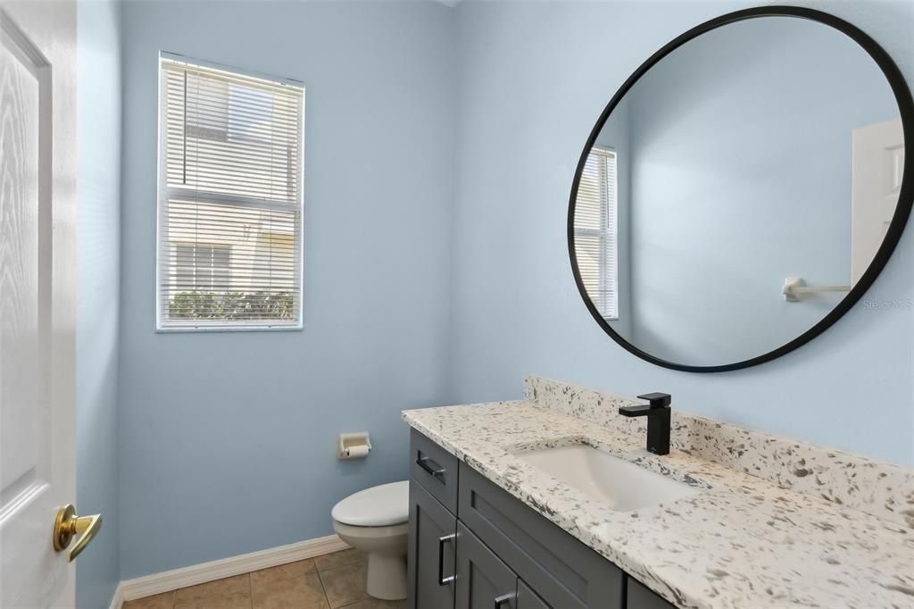 合同活跃: $675,000 (4 贝兹, 3 浴室, 3601 平方英尺)