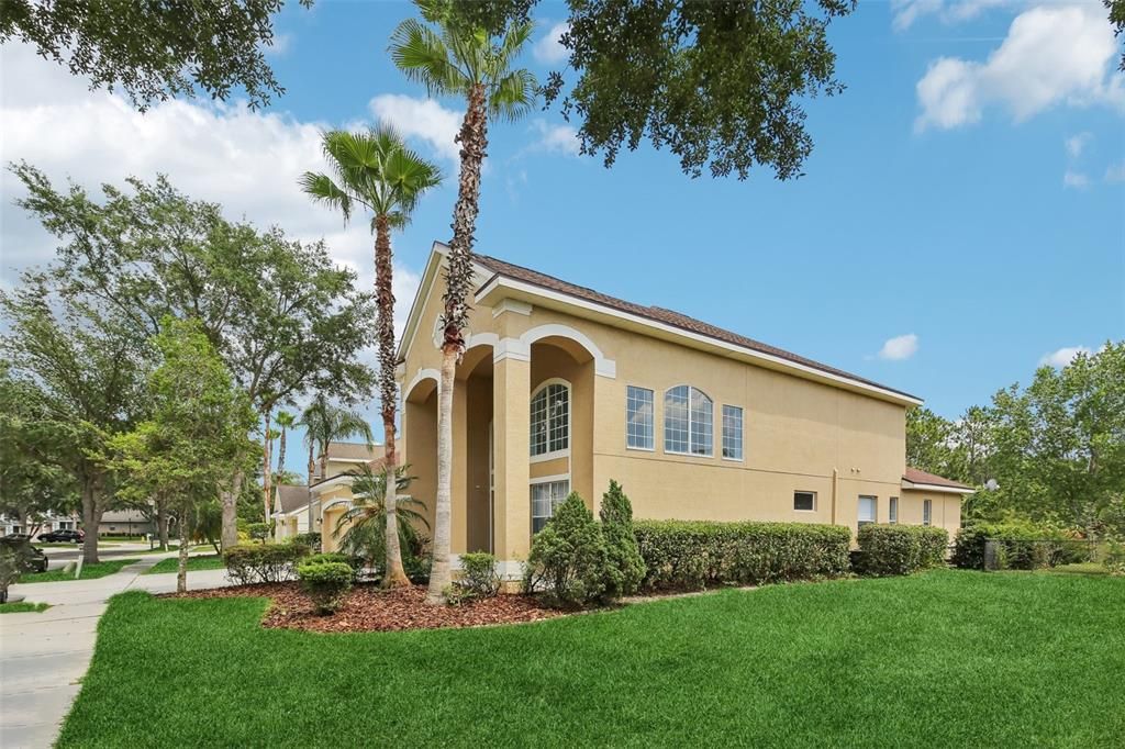 合同活跃: $675,000 (4 贝兹, 3 浴室, 3601 平方英尺)