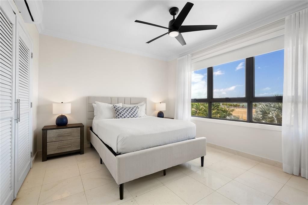 待售: $2,495,000 (4 贝兹, 3 浴室, 2696 平方英尺)