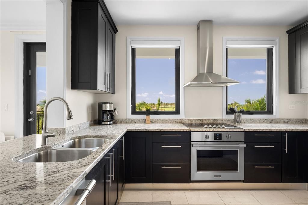 待售: $2,495,000 (4 贝兹, 3 浴室, 2696 平方英尺)