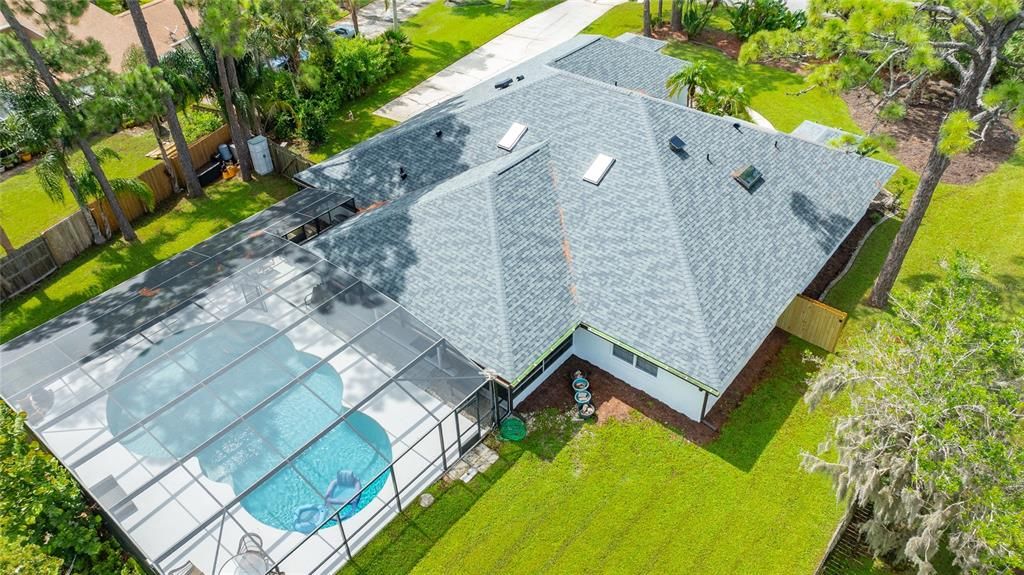 合同活跃: $649,000 (3 贝兹, 2 浴室, 2769 平方英尺)