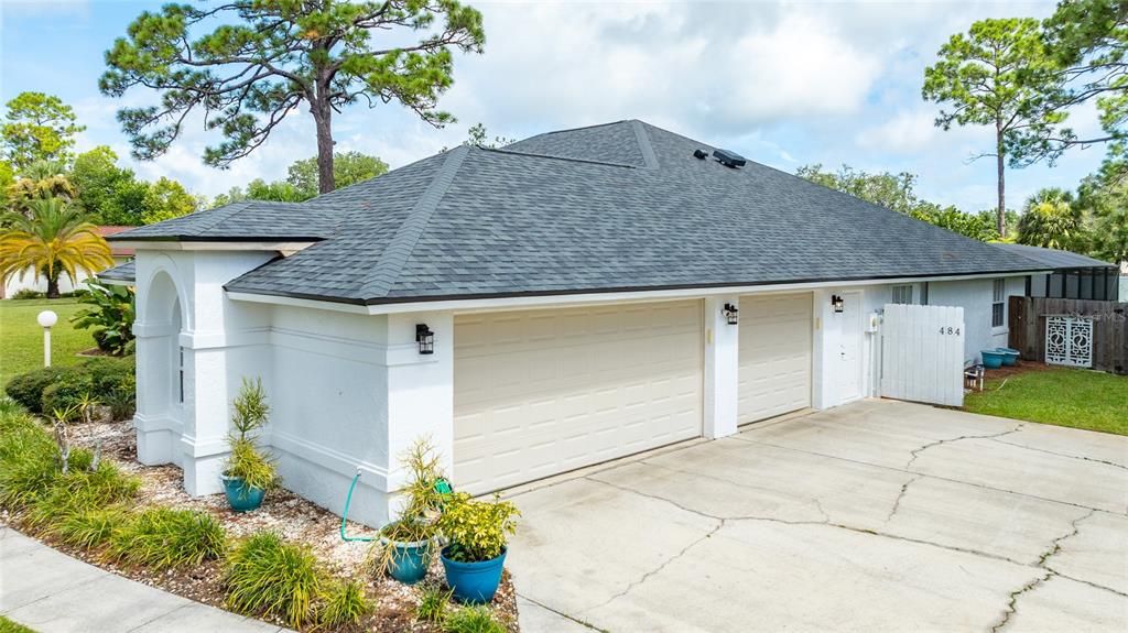 合同活跃: $649,000 (3 贝兹, 2 浴室, 2769 平方英尺)