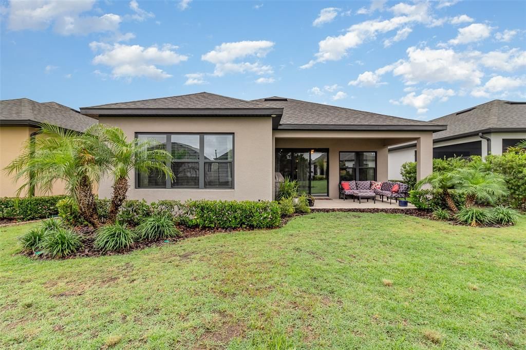 Под контрактом: $430,000 (3 спален, 2 ванн, 1847 Квадратных фут)