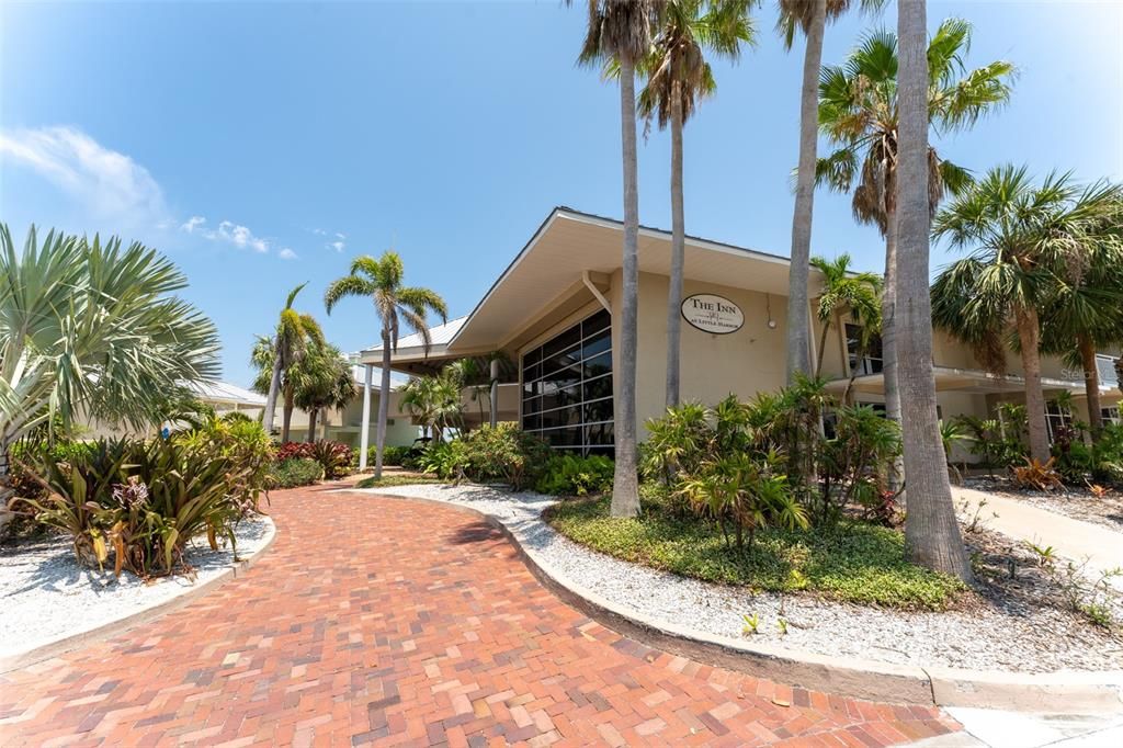 For Sale: $164,000 (1 beds, 1 baths, 464 Square Feet)