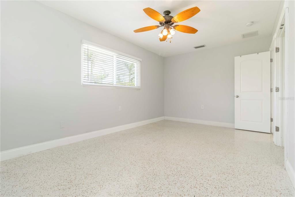 For Sale: $1,550,000 (3 beds, 2 baths, 2302 Square Feet)