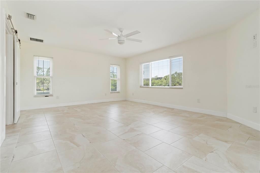 For Sale: $1,550,000 (3 beds, 2 baths, 2302 Square Feet)