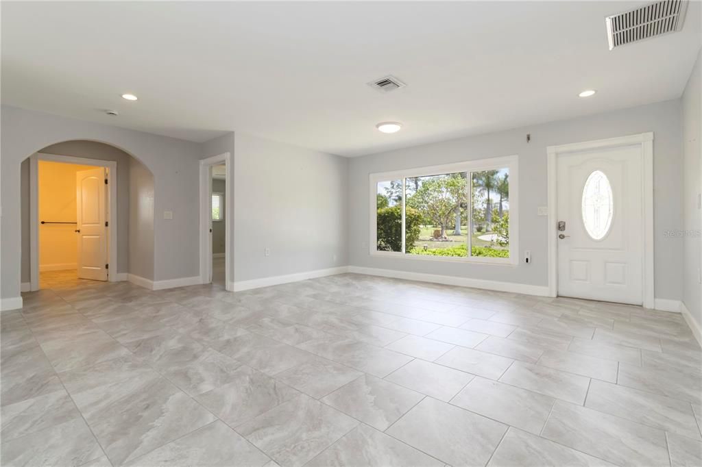 For Sale: $1,550,000 (3 beds, 2 baths, 2302 Square Feet)