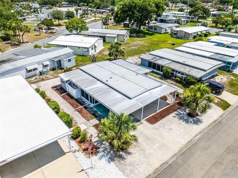 For Sale: $99,900 (2 beds, 2 baths, 1117 Square Feet)