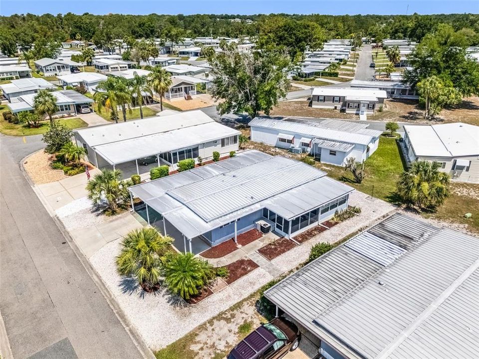 For Sale: $99,900 (2 beds, 2 baths, 1117 Square Feet)