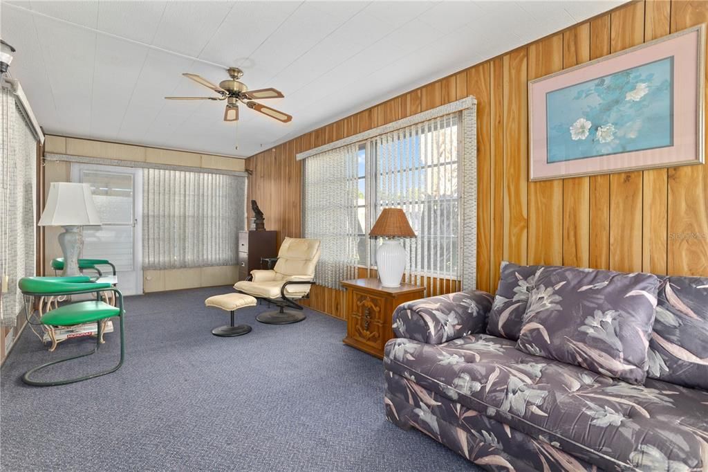 На продажу: $110,000 (3 спален, 2 ванн, 1488 Квадратных фут)