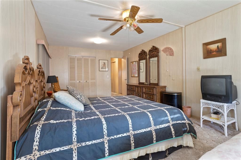 На продажу: $110,000 (3 спален, 2 ванн, 1488 Квадратных фут)