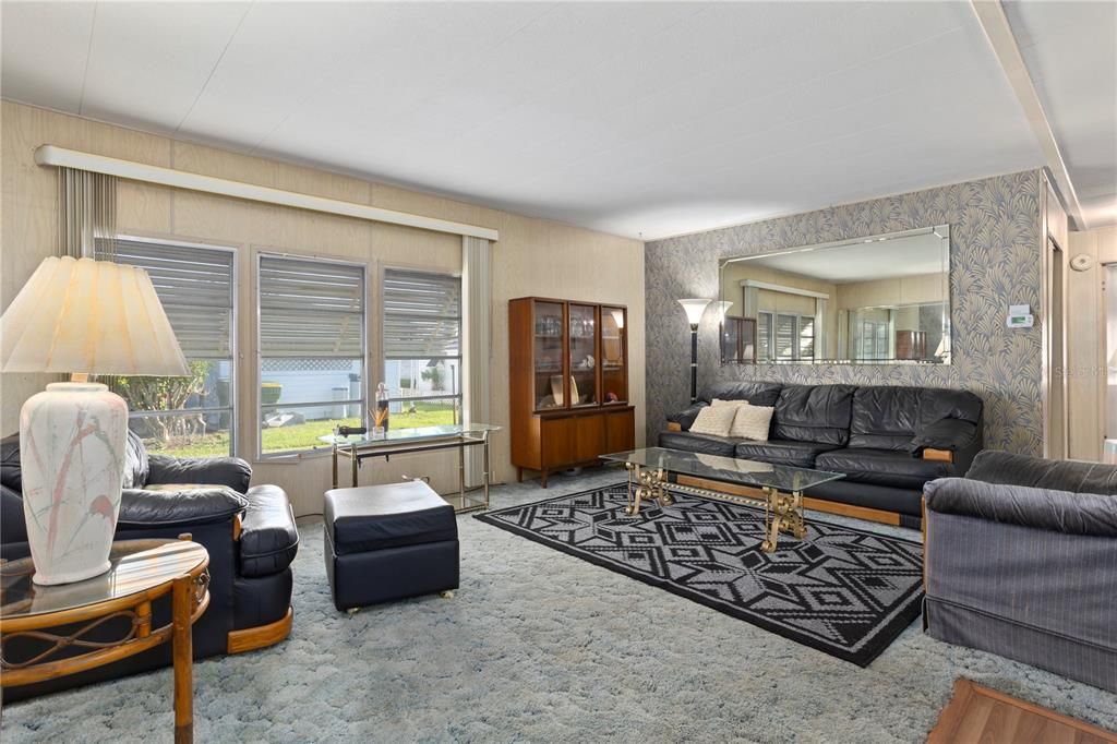 На продажу: $110,000 (3 спален, 2 ванн, 1488 Квадратных фут)