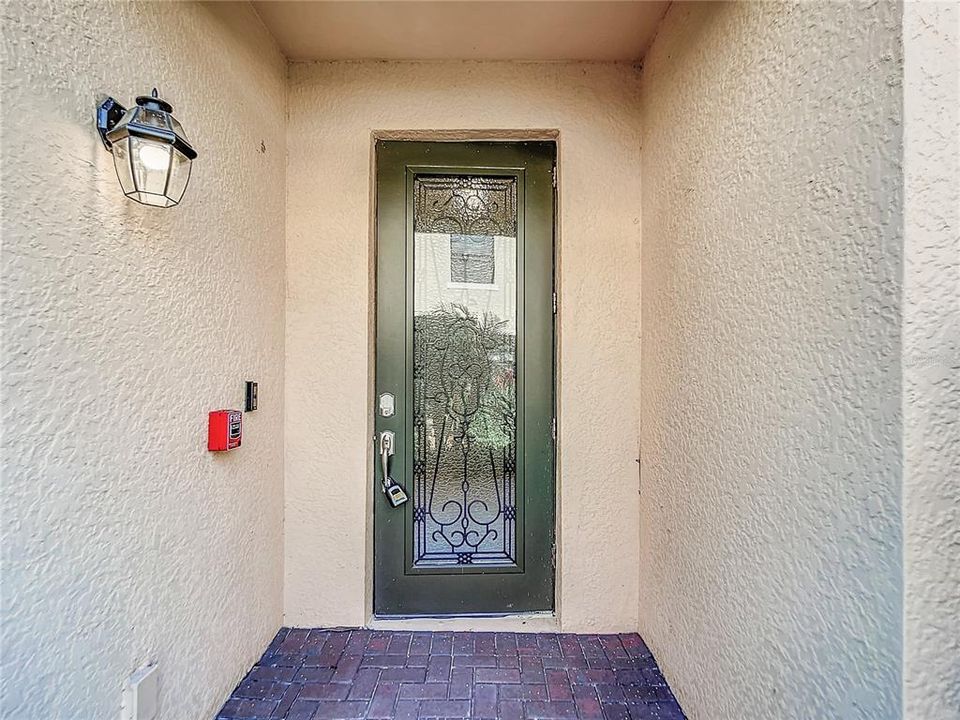Active With Contract: $7,500 (3 beds, 2 baths, 1737 Square Feet)