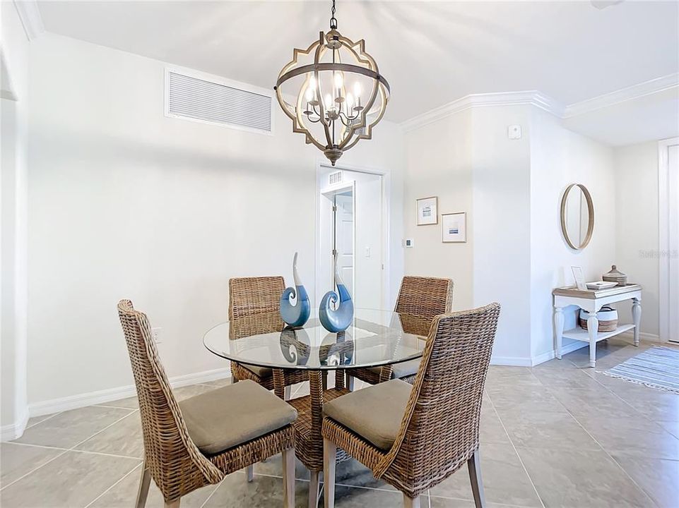 Active With Contract: $7,500 (3 beds, 2 baths, 1737 Square Feet)