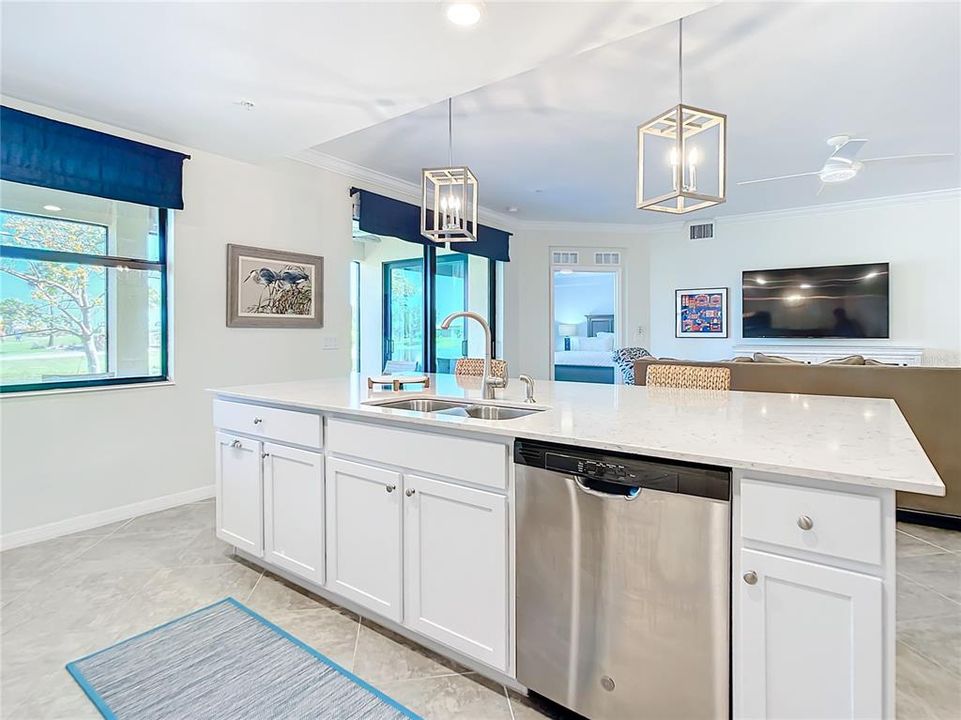 Active With Contract: $7,500 (3 beds, 2 baths, 1737 Square Feet)