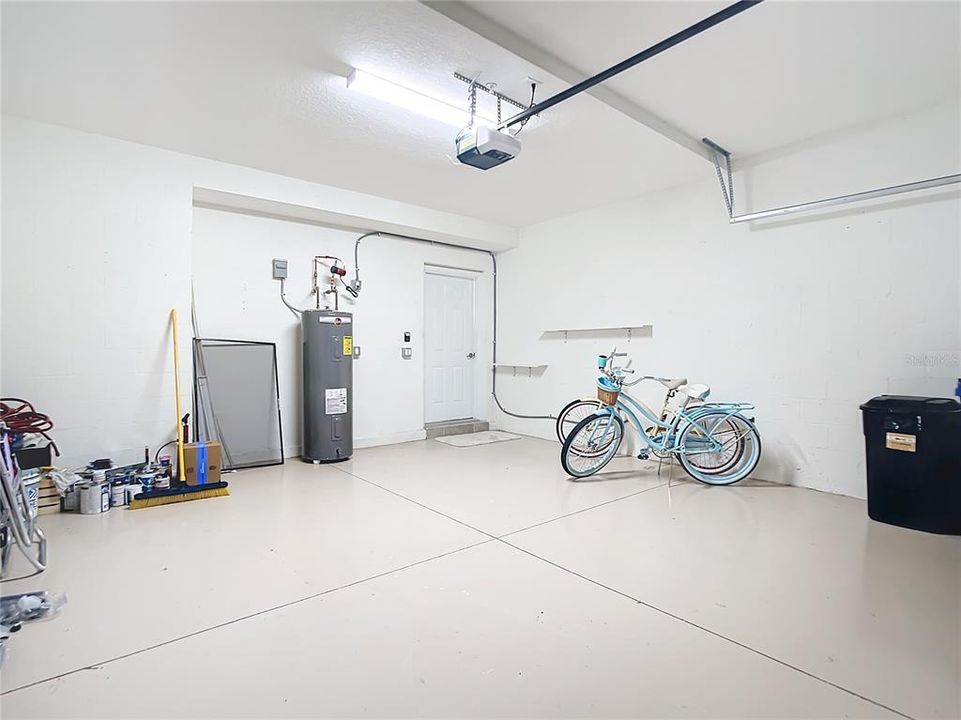 Active With Contract: $7,500 (3 beds, 2 baths, 1737 Square Feet)