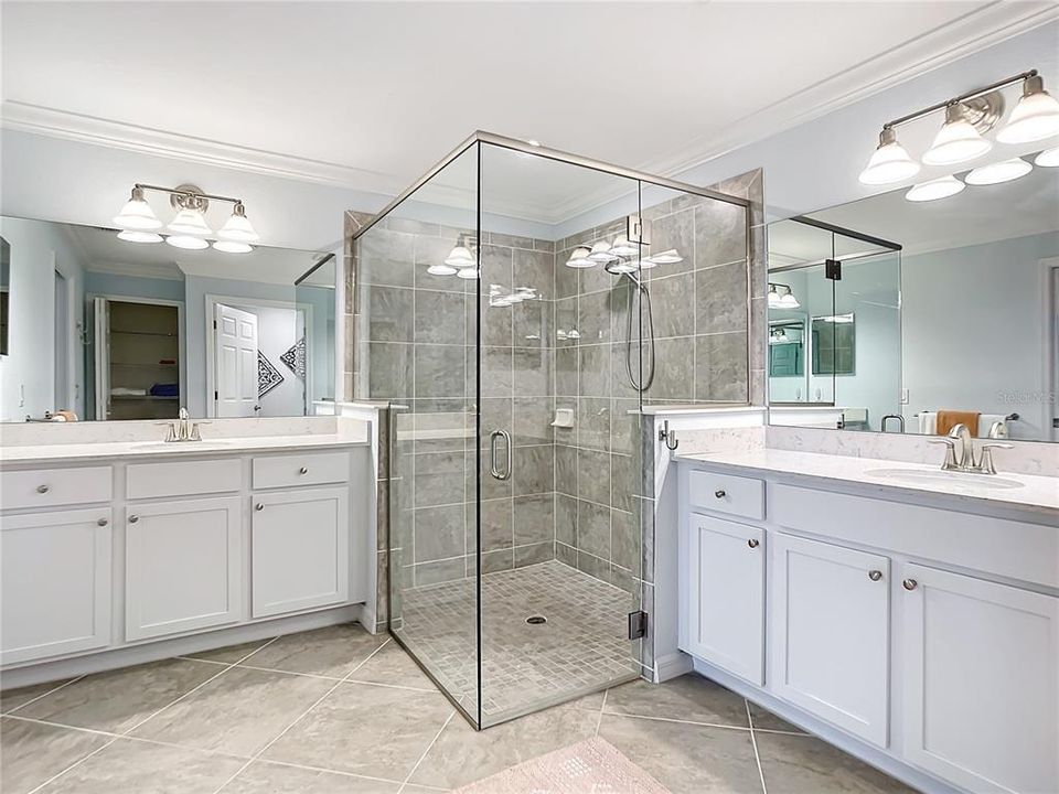 Active With Contract: $7,500 (3 beds, 2 baths, 1737 Square Feet)