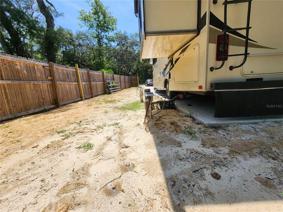 Activo con contrato: $121,500 (0.48 acres)