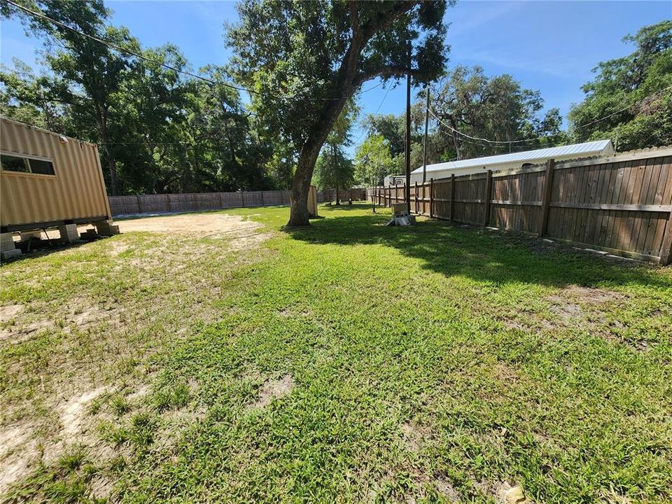 Activo con contrato: $121,500 (0.48 acres)