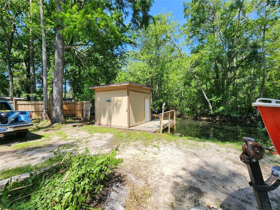 Activo con contrato: $121,500 (0.48 acres)