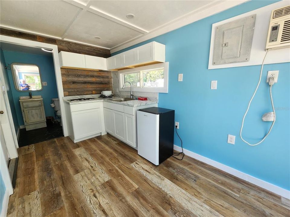 Activo con contrato: $121,500 (0.48 acres)