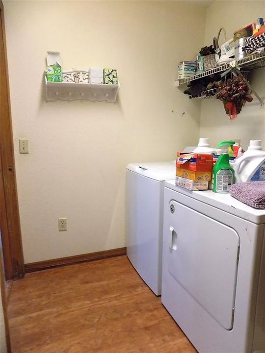 На продажу: $879,000 (3 спален, 2 ванн, 2000 Квадратных фут)