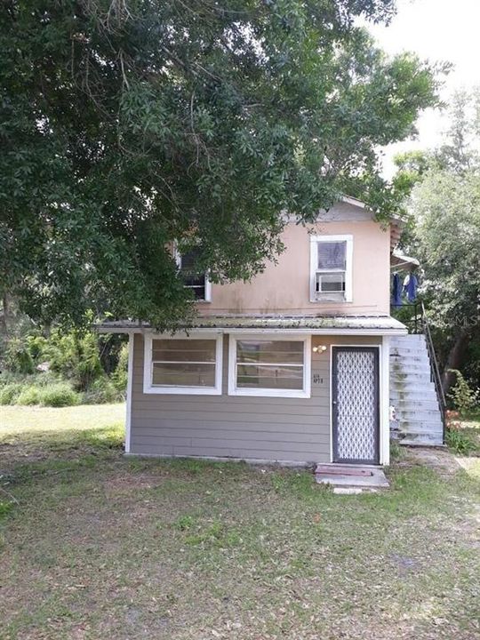 出租: $650 (1 贝兹, 1 浴室, 544 平方英尺)