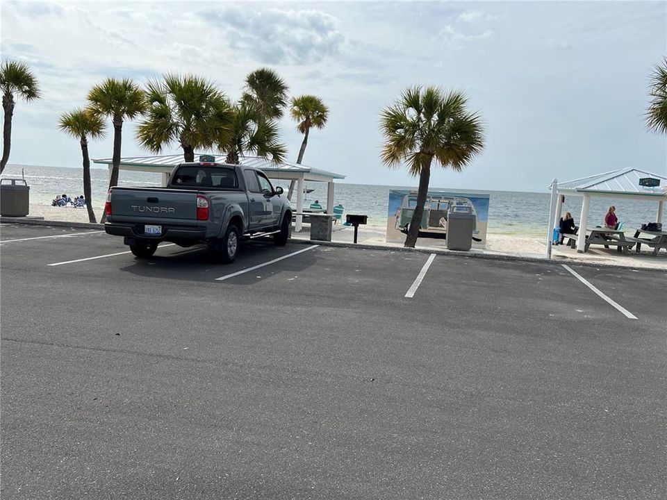 待售: $125,000 (2 贝兹, 2 浴室, 1088 平方英尺)