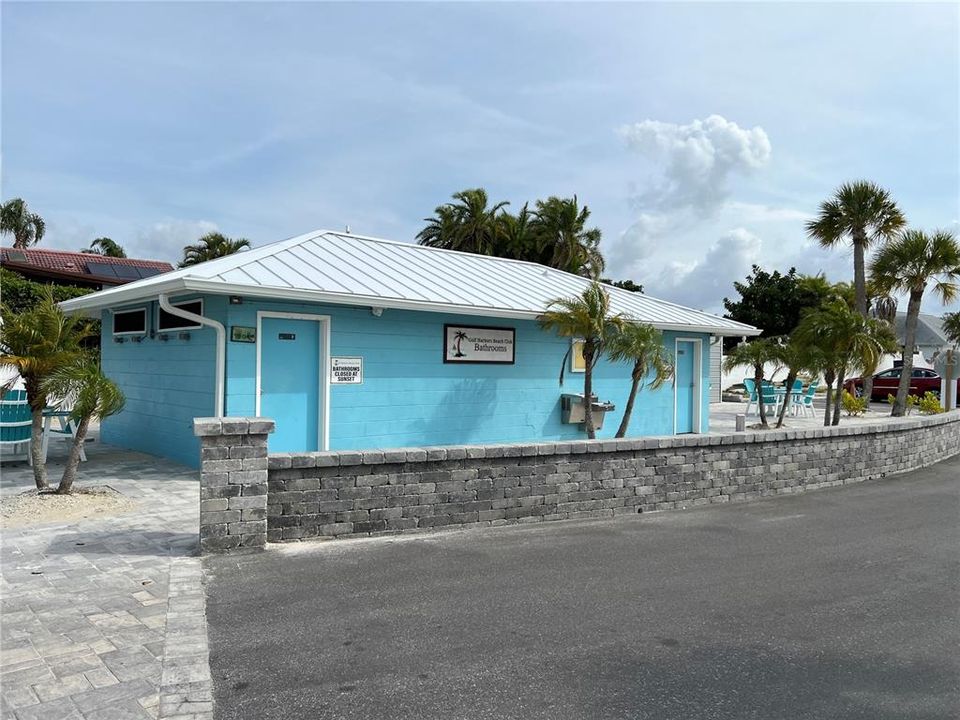 待售: $125,000 (2 贝兹, 2 浴室, 1088 平方英尺)