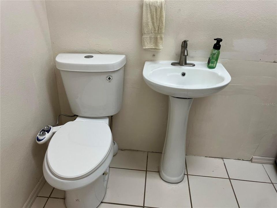 For Sale: $395,000 (3 beds, 2 baths, 2031 Square Feet)