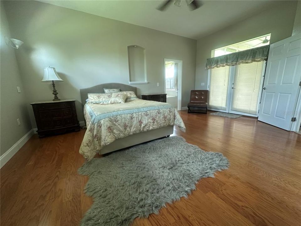 For Sale: $395,000 (3 beds, 2 baths, 2031 Square Feet)